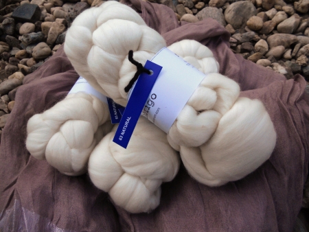 Vypod�no Nube NATURAL Malabrigo