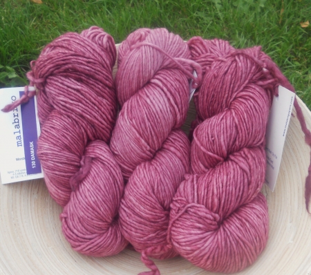 vyprodáno Merino Worsted - DAMASK ROSE, 192 m/100 g (100% merino)