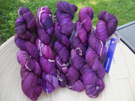 VYPRODÁNO - SABIDURIA, 430 m/50 g (100% baby merino)