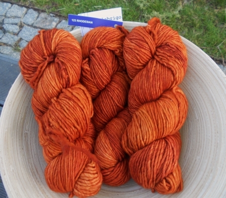 vyprodáno Merino Worsted - RHODESIAN, 192 m/100 g (100% merino)