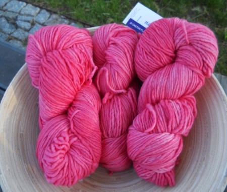 VYPRODNO - CACTUS FLOWER, 192 m/100 g (100% merino)