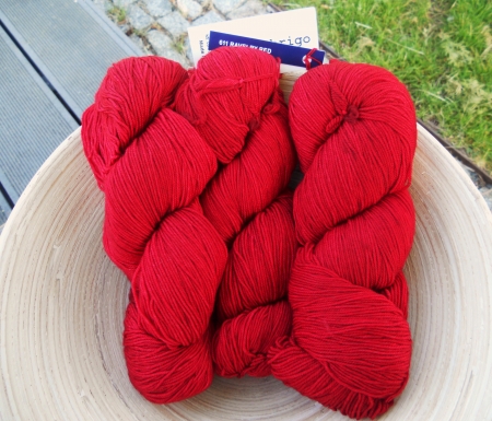 vyprodáno Sock - RAVELRY RED, 402 m/100 g (ponožková příze - SW merino)